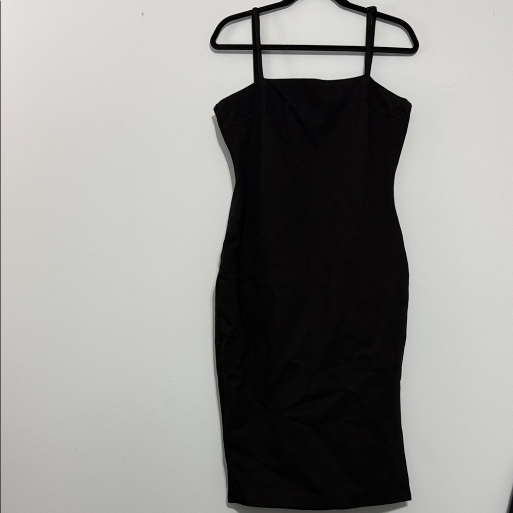Lulu's Classic Black Bodycon Midi Dress